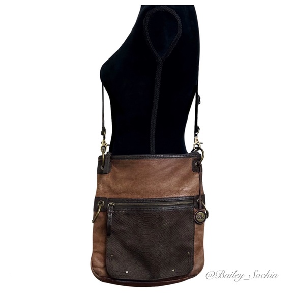 The Sak “Pax” Crossbody - Picture 2 of 10
